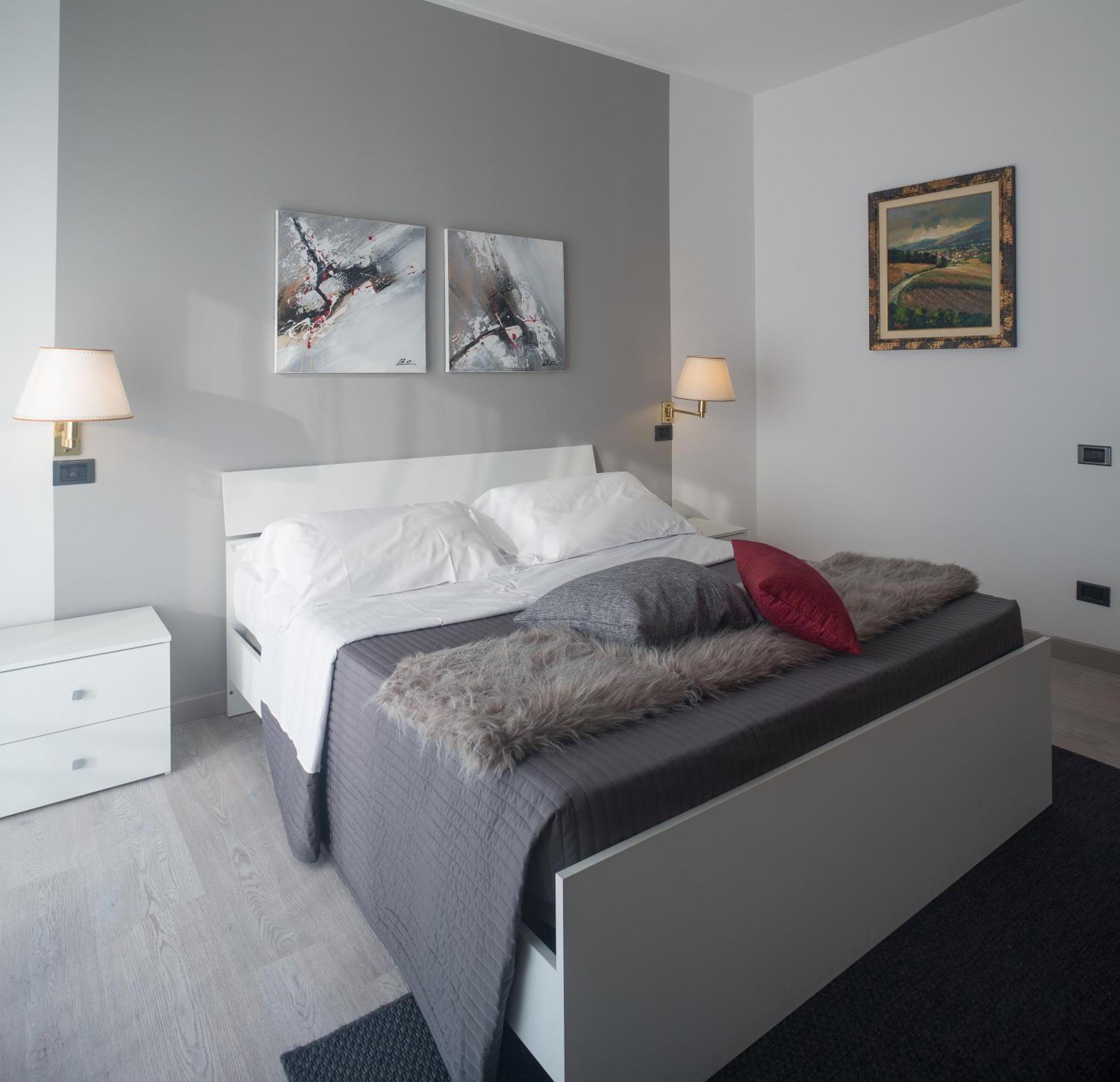 Roero Park Hotel Sommariva Perno Habitación foto